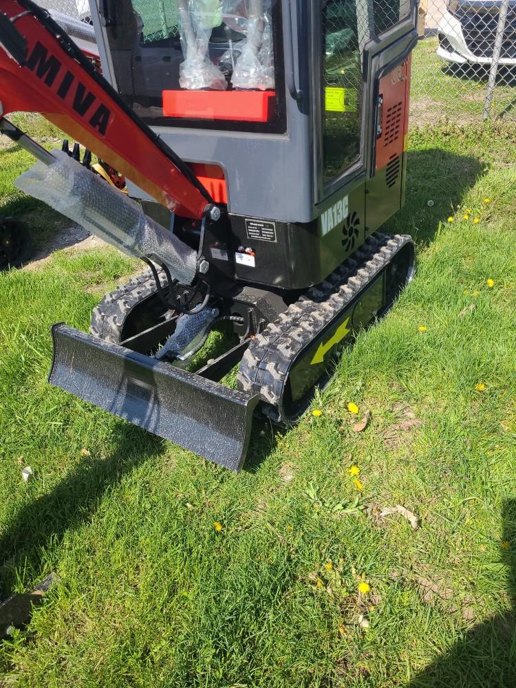 Red Miva VA13C Mini Excavator w/ Thumb