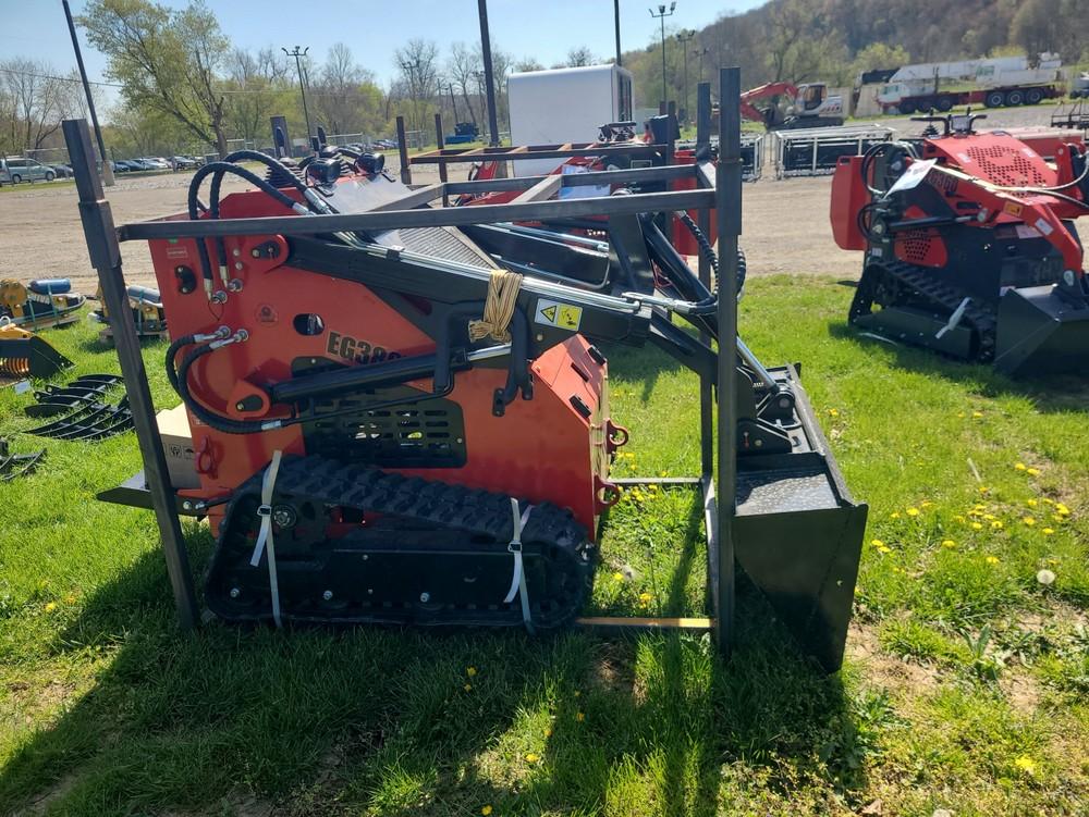 EGN EG380T Mini Skid Loader