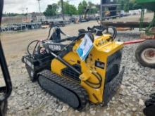 Infront YF380 Mini Skid Loader w/ Bucket