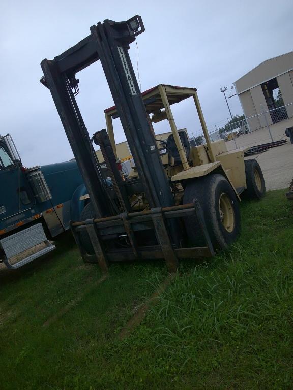 LIFT-ALL 8K LB FORKLIFT-WILL HOLD UNTIL FRI 5-24