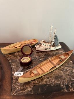 Box Lot/Canoe, Boat Décor/Compass