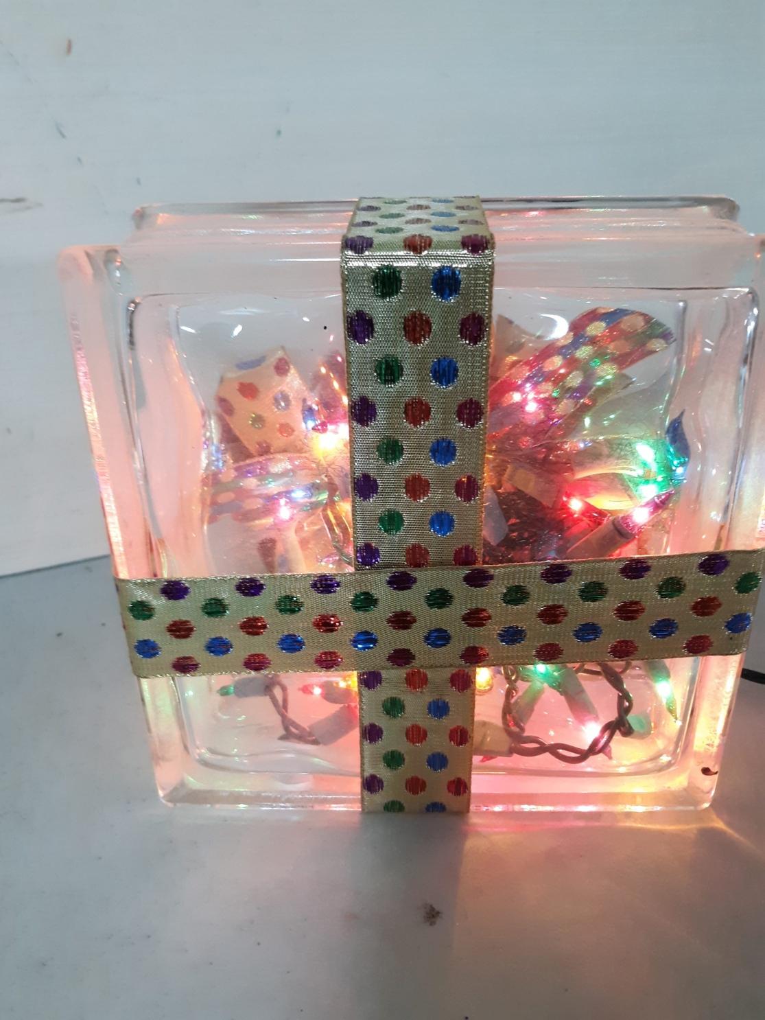 Light UP Glass Cube, decorated