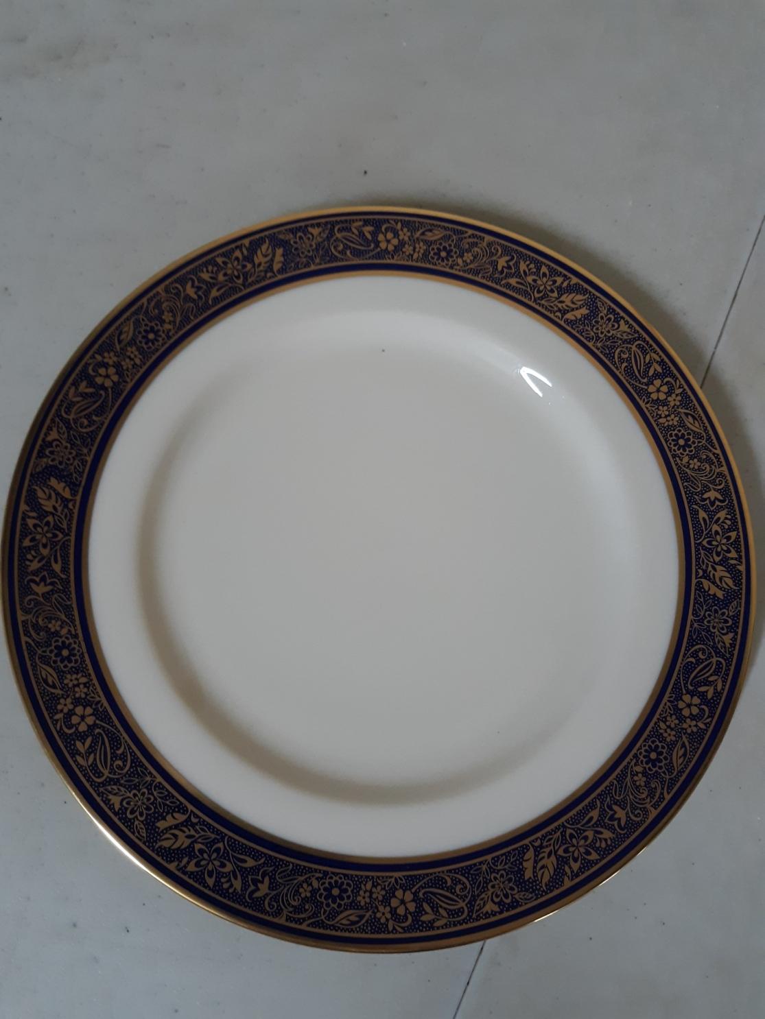 Fine China Dinner Plates