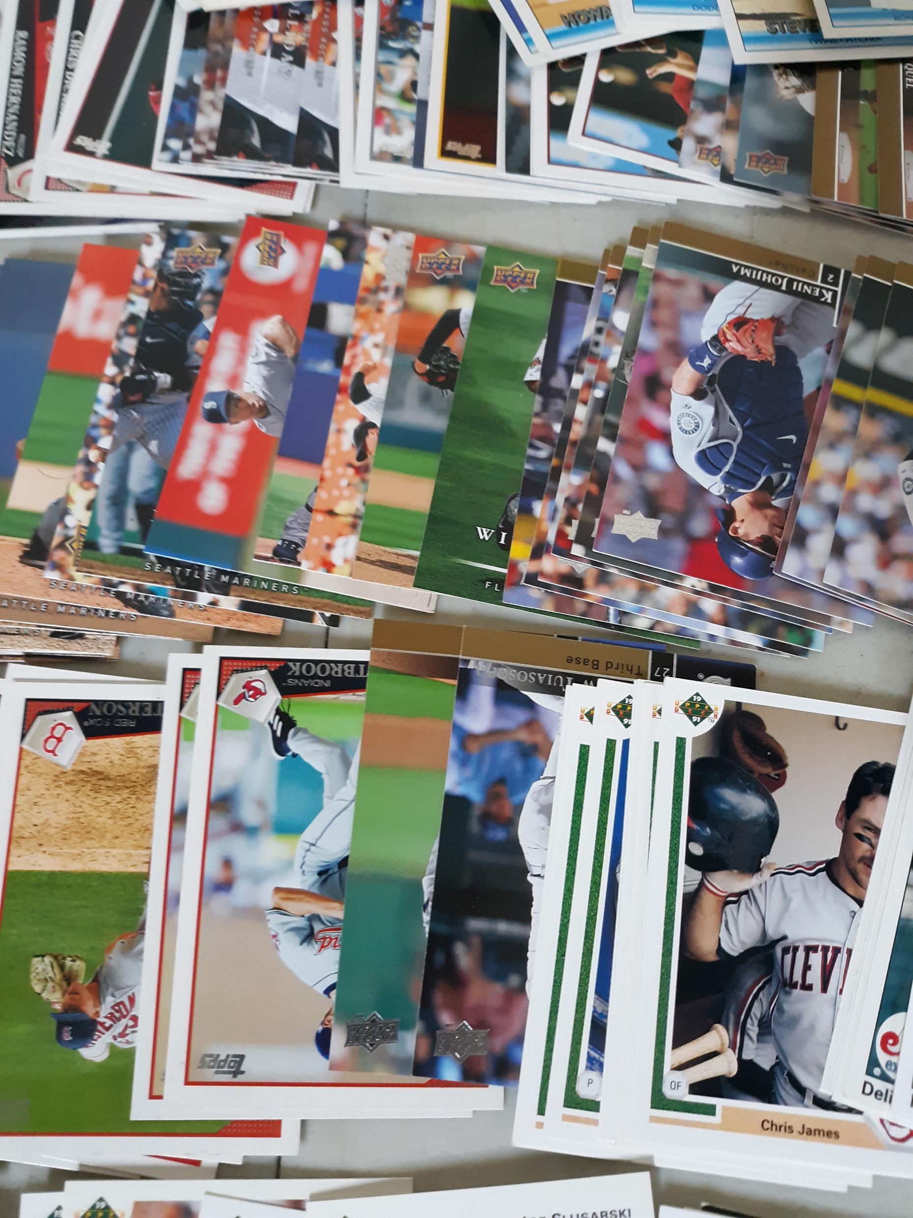 Baseball Cards Lot