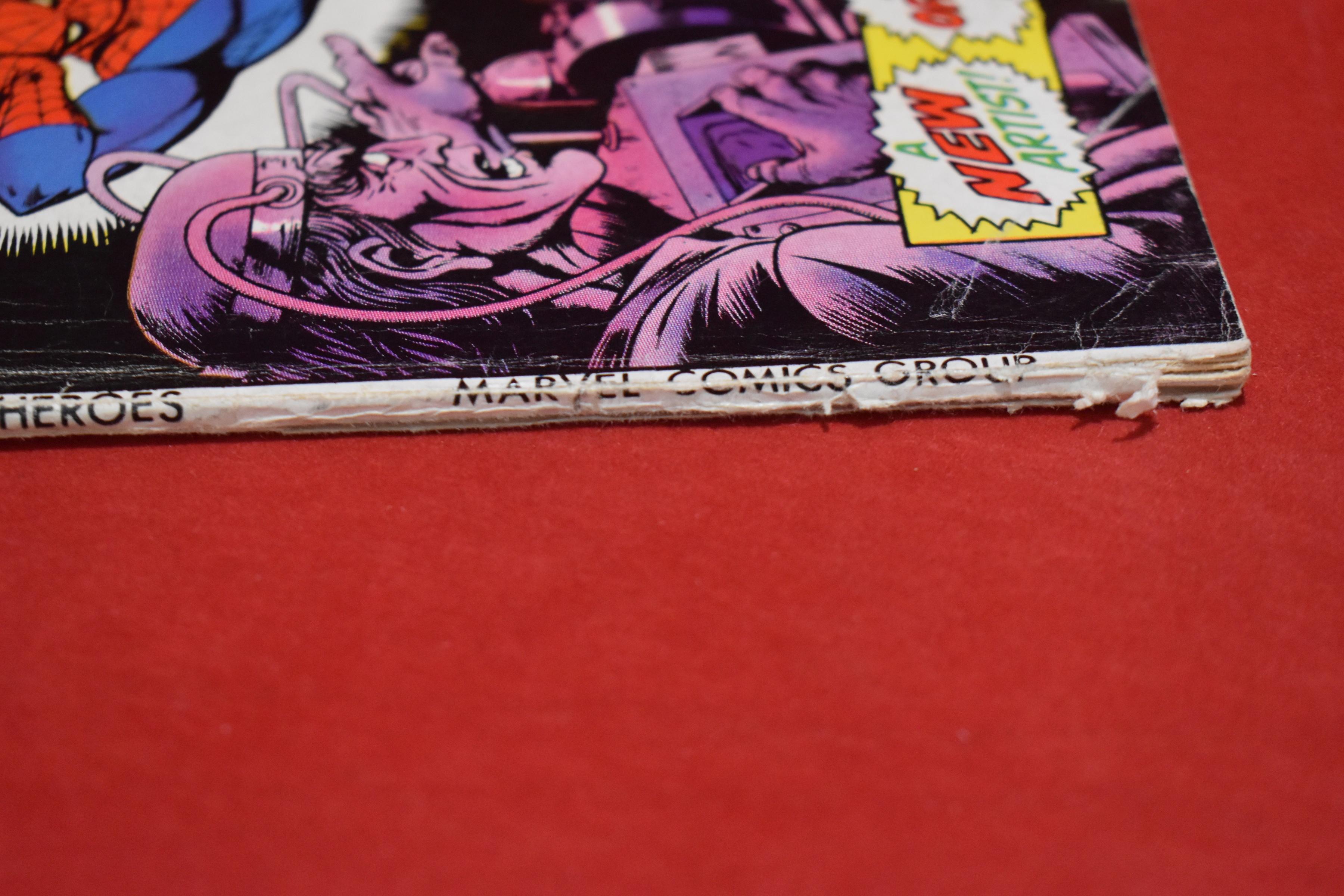 MARVEL SUPER HEROES #14 | KEY STAN LEE SPIDERMAN STORY - ROSS ANDRU COVER ART