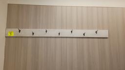 WALL HANGING COAT RACK 6'