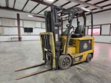 Caterpillar EC25N2 Electric Forklift