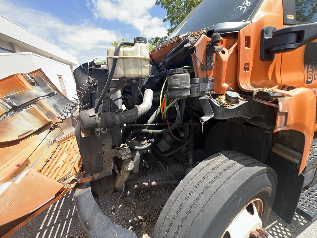 2007 Chevrolet C7500 Cab & Chassis