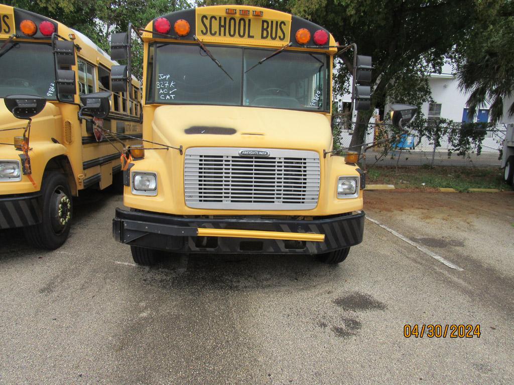 2000 Freightliner School Bus