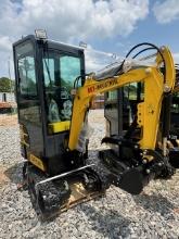 New! AGT Cab Mini Excavator QH13R