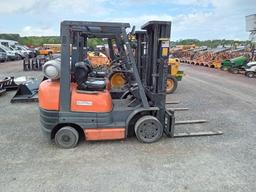 TOYOTA FORKLIFT