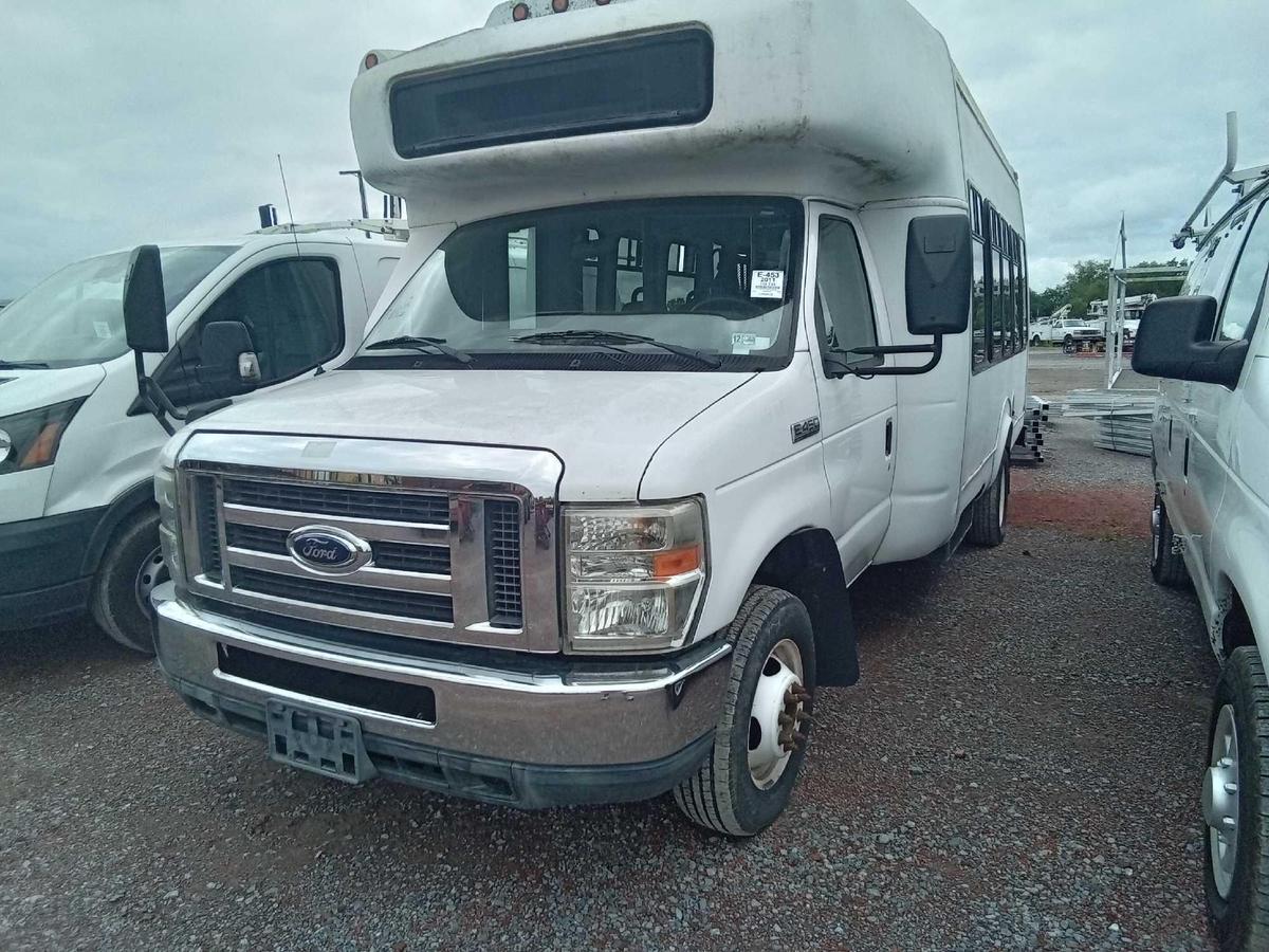 2011 FORD ECONOLINE E450 SUPER DUTY