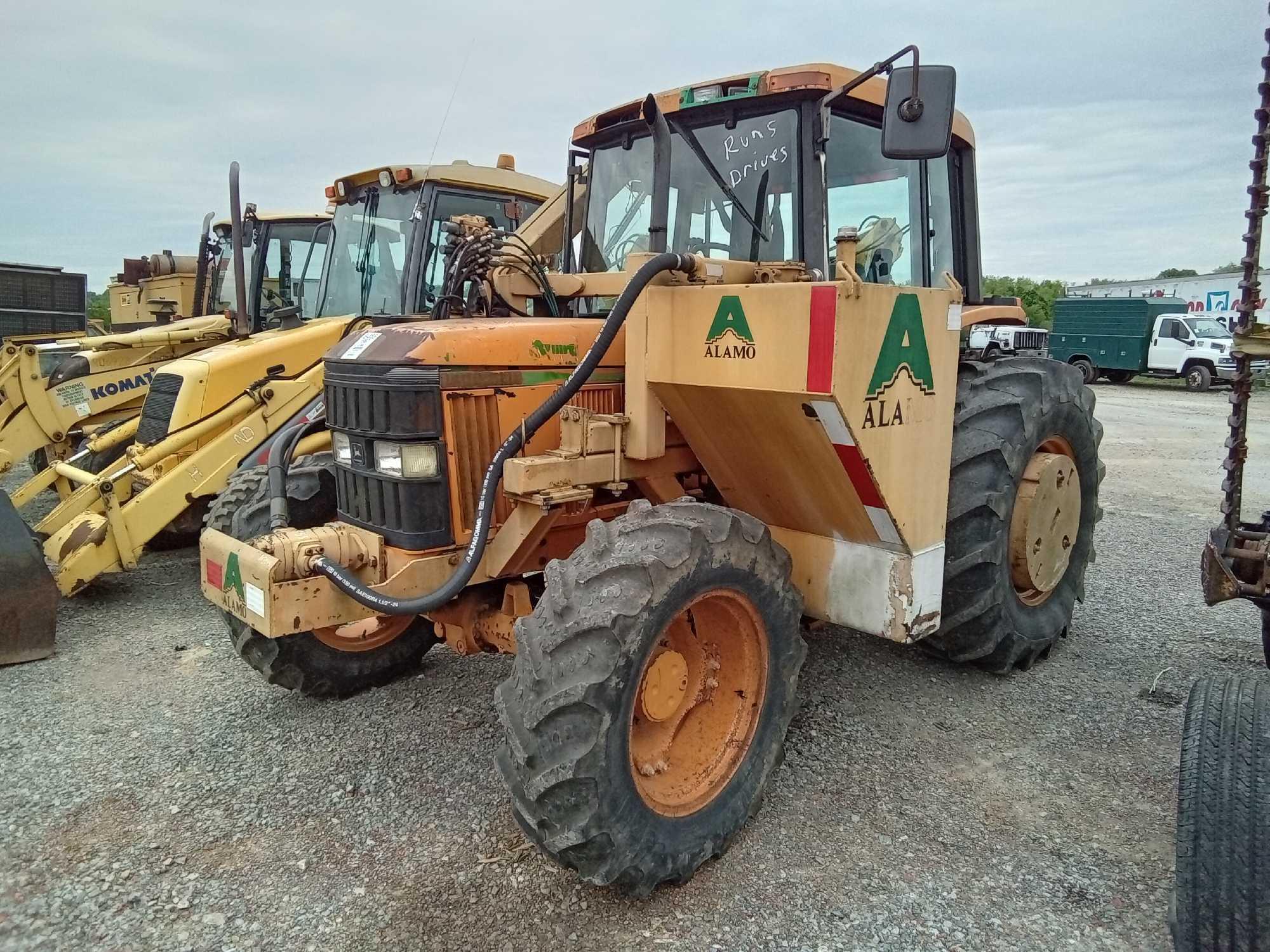 1997 JOHN DEERE 6400 TRACTOR MOWER - EXT.BRUSH CUTT