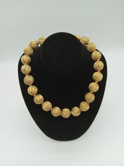 Vintage Lisner Choker