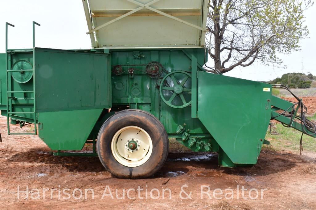 KMC 2 ROW PEANUT COMBINE