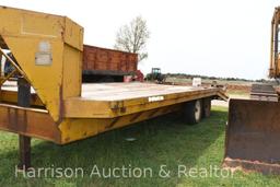 GOOSENECK FLATBED TRAILER