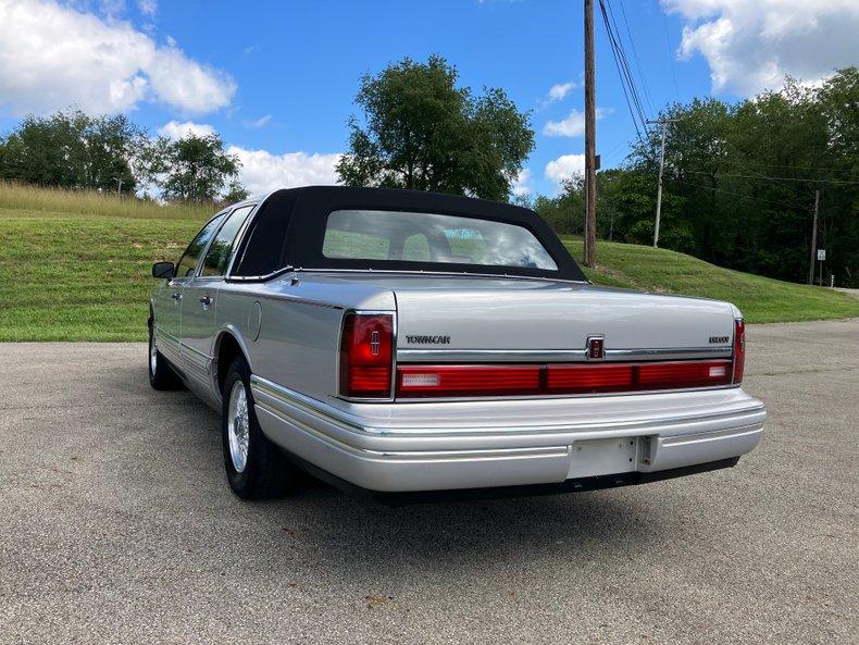 1992 Lincoln Town Car Executive