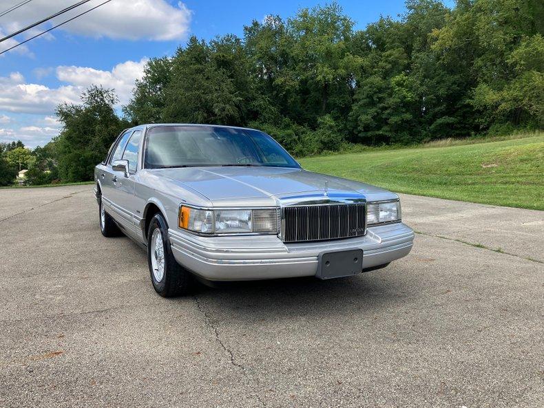 1992 Lincoln Town Car Executive