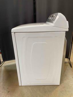 Maytag 7.0 cu. ft. Vented Electric Dryer in White