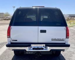 1999 Chevrolet Suburban K2500 LT 4X4 454 Vortec 4 Door SUV