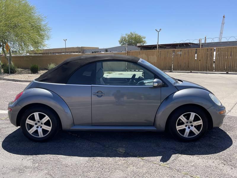 2006 Volkswagen New Beetle 2.5 2 Door Convertible