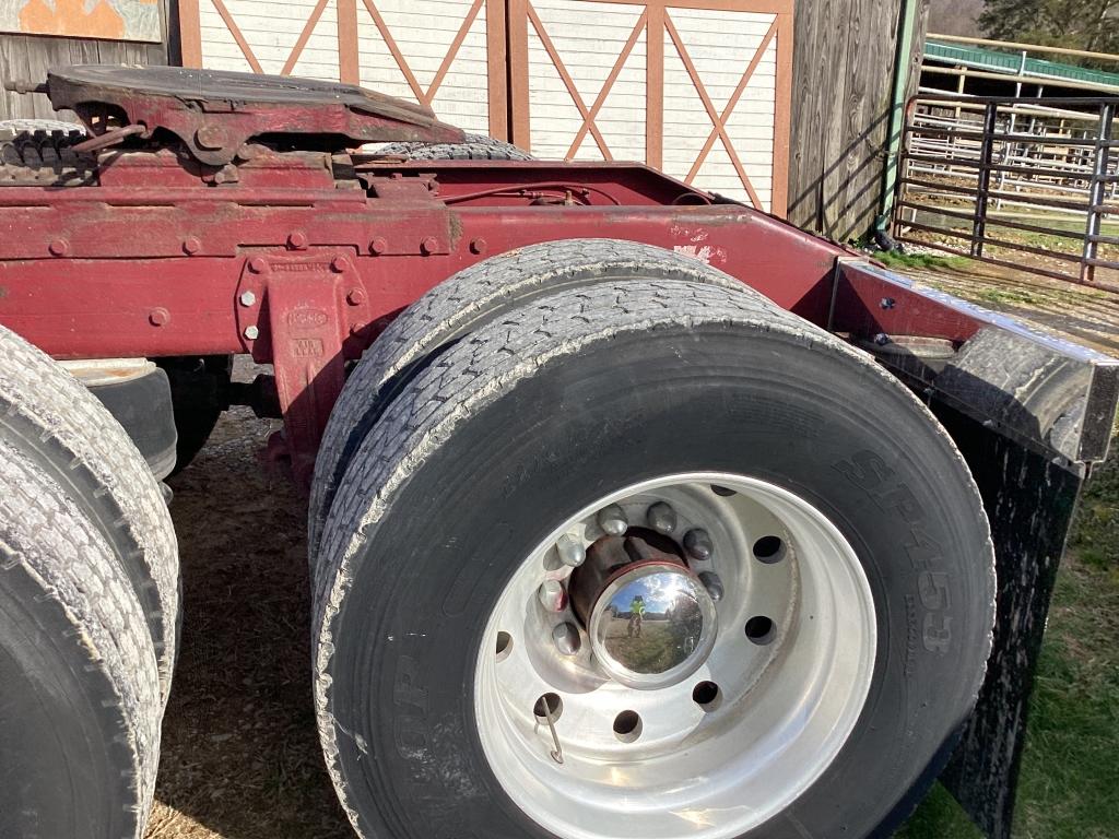 1990 PETERBILT 379 EXT HOOD SLEEPER TRACTOR