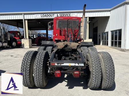 2007 Mack CHU613 Truck Tractor - MACK MP8 - Eaton Fuller 13 Speed Trans. - LOW MILES!