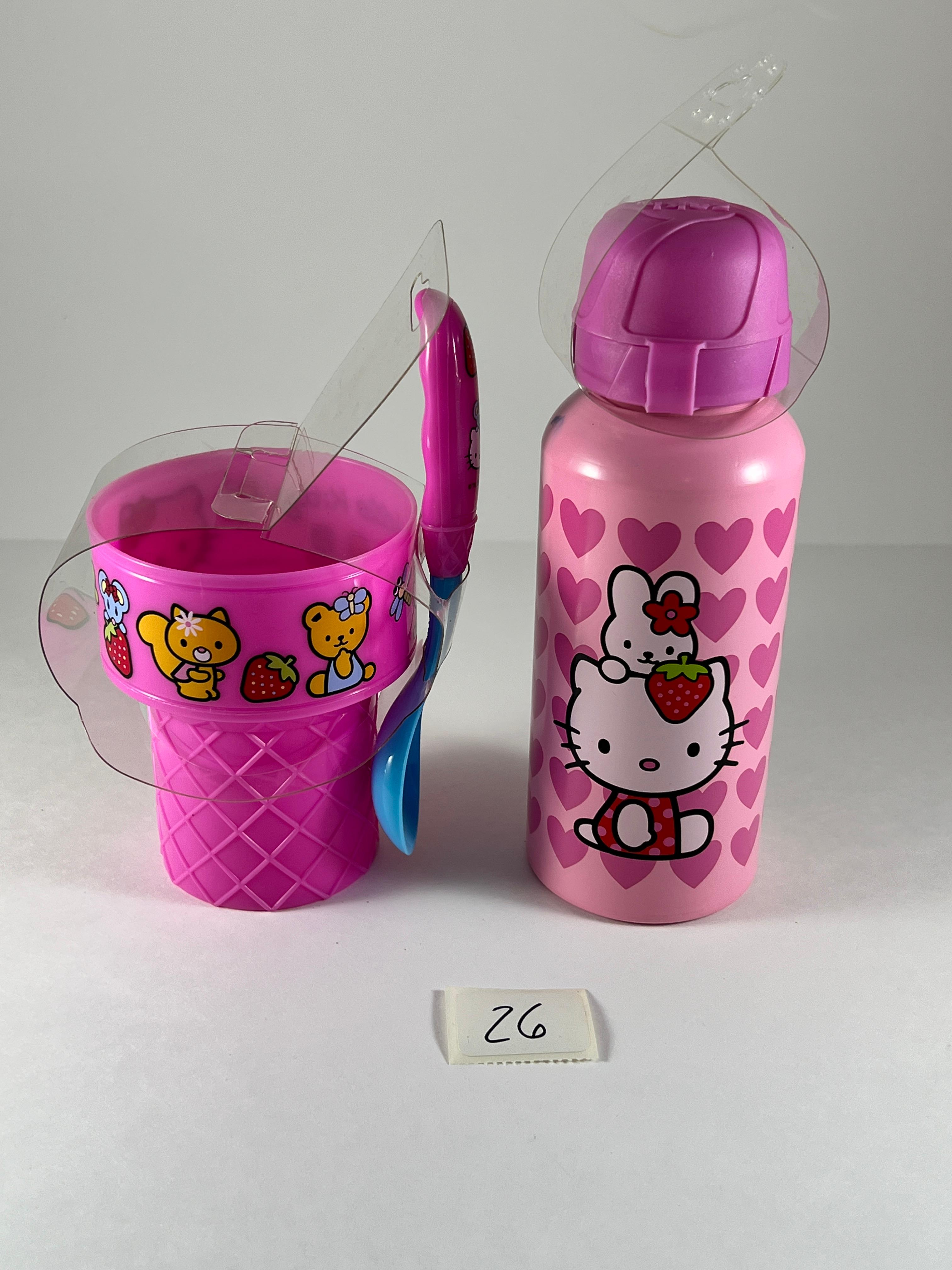 Hello Kitty cup set