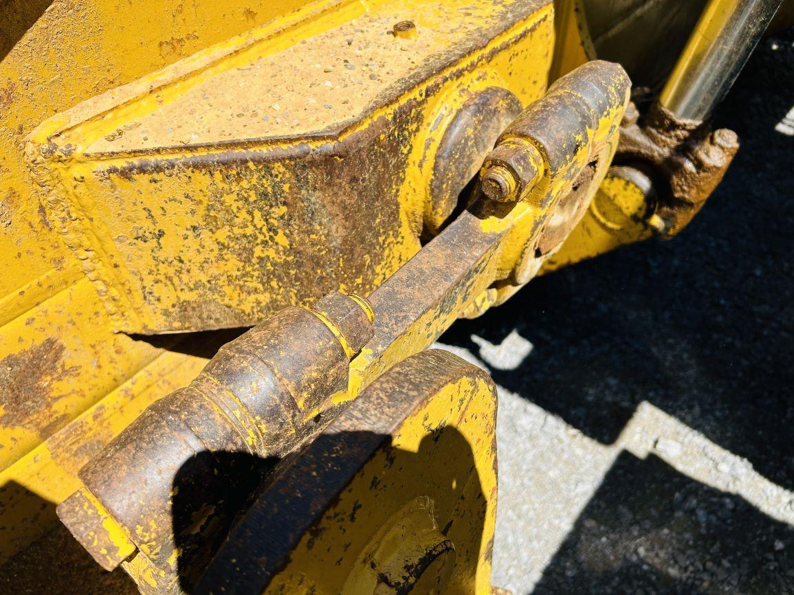 2003 CAT D8R Series II Crawler Tractor