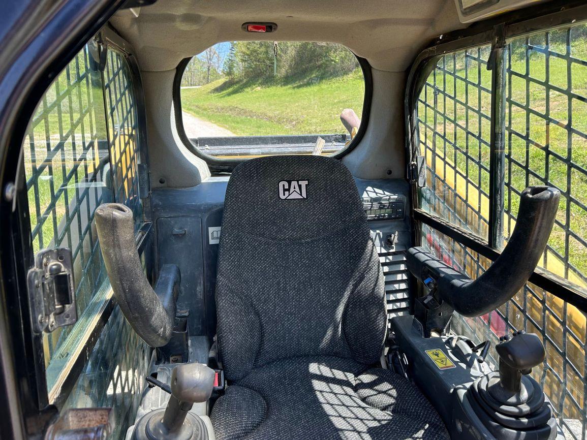 2018 CAT 279D Skid Steer