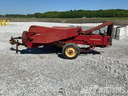 New Holland 268 square baler