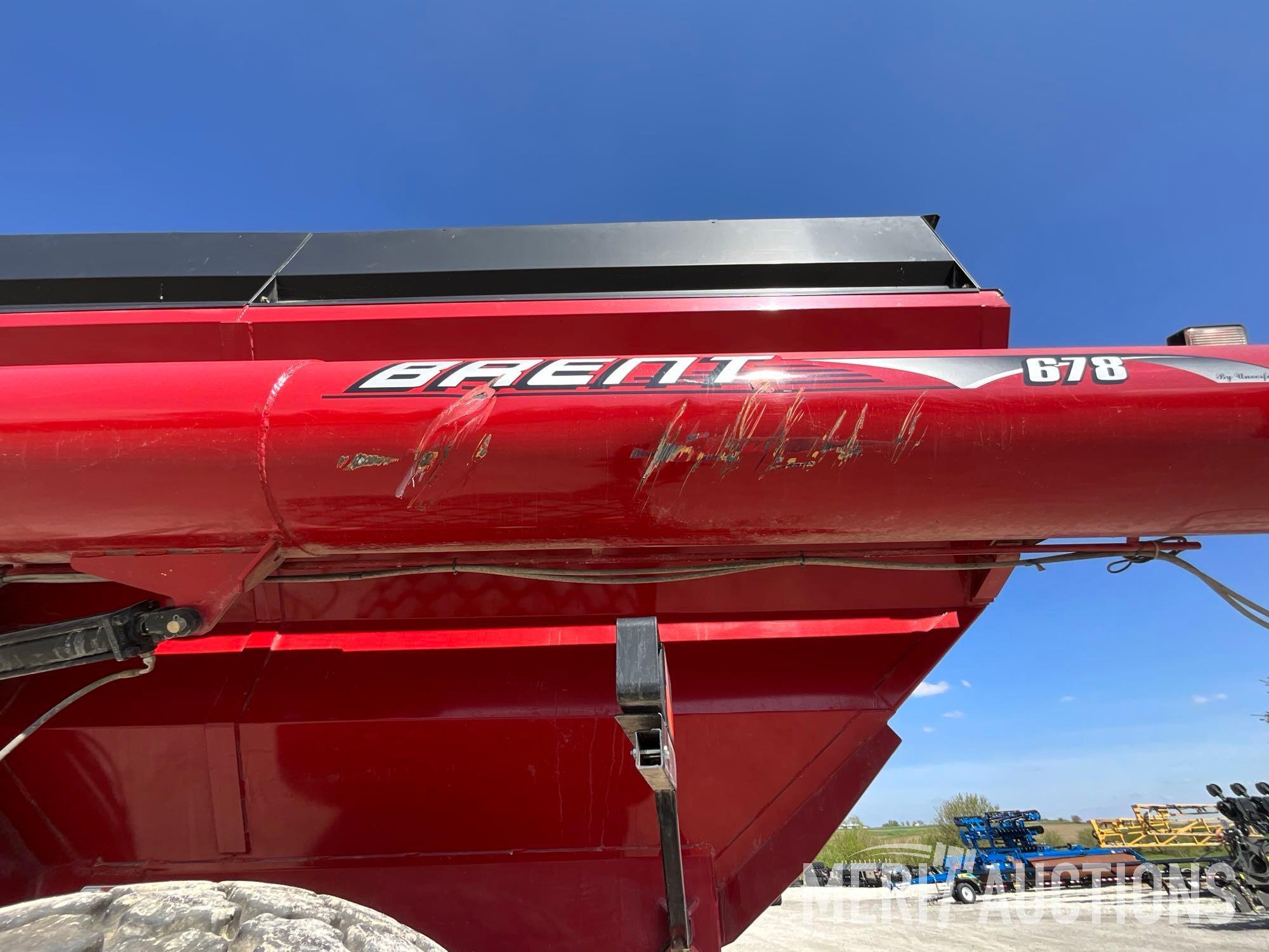 2010 Brent 678 Grain Cart