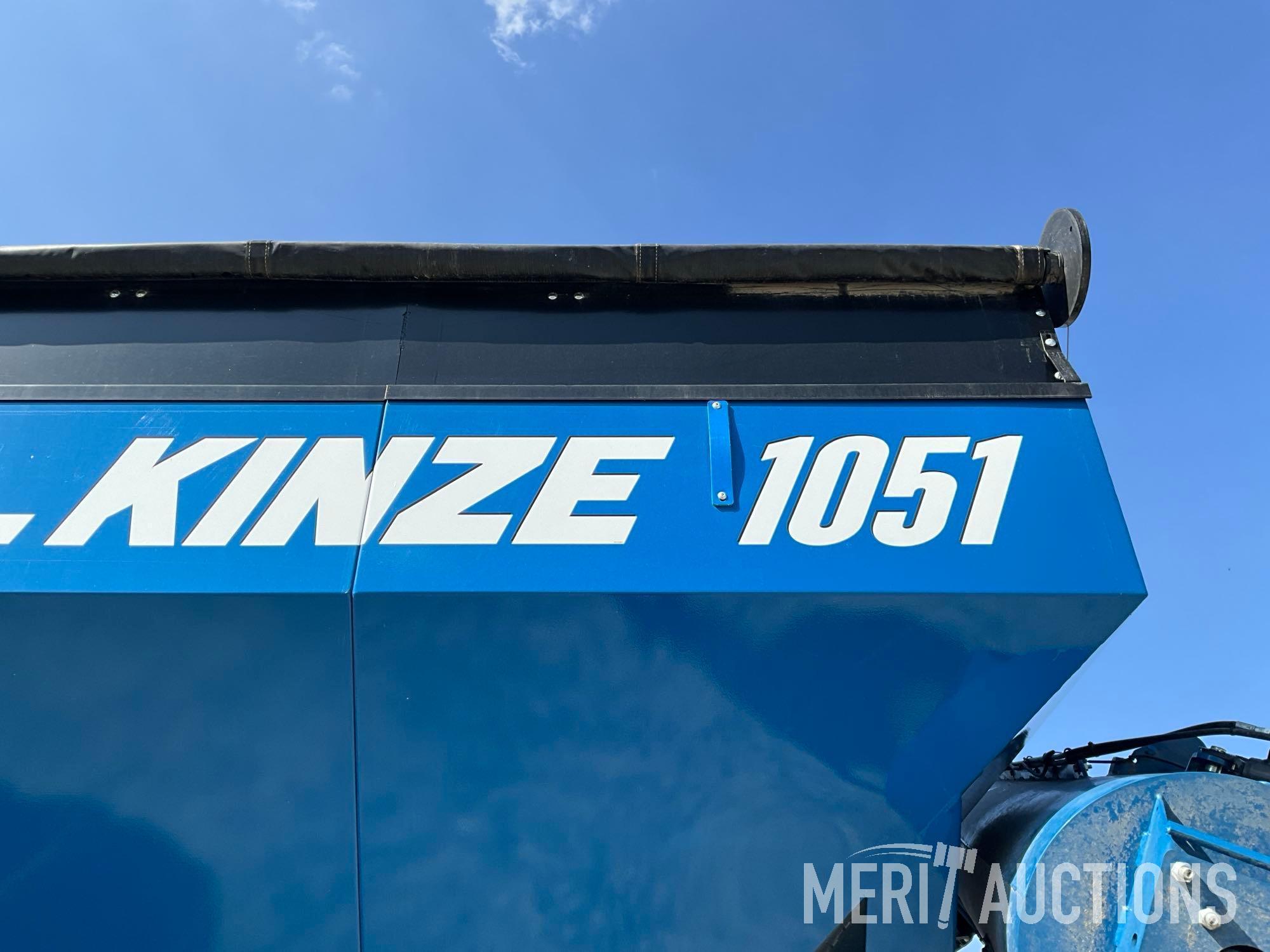 2021 Kinze 1051 Grain Cart