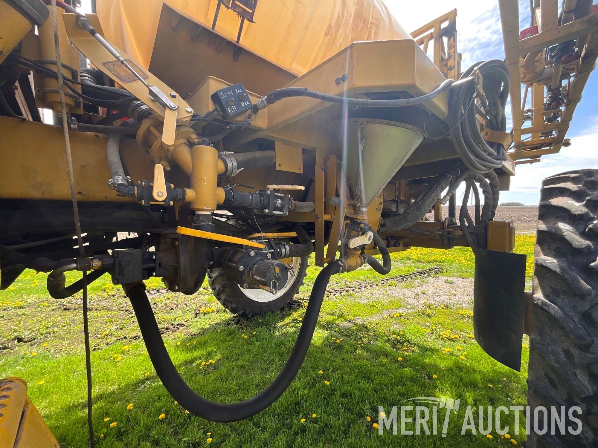 1996 854 Rogator Sprayer