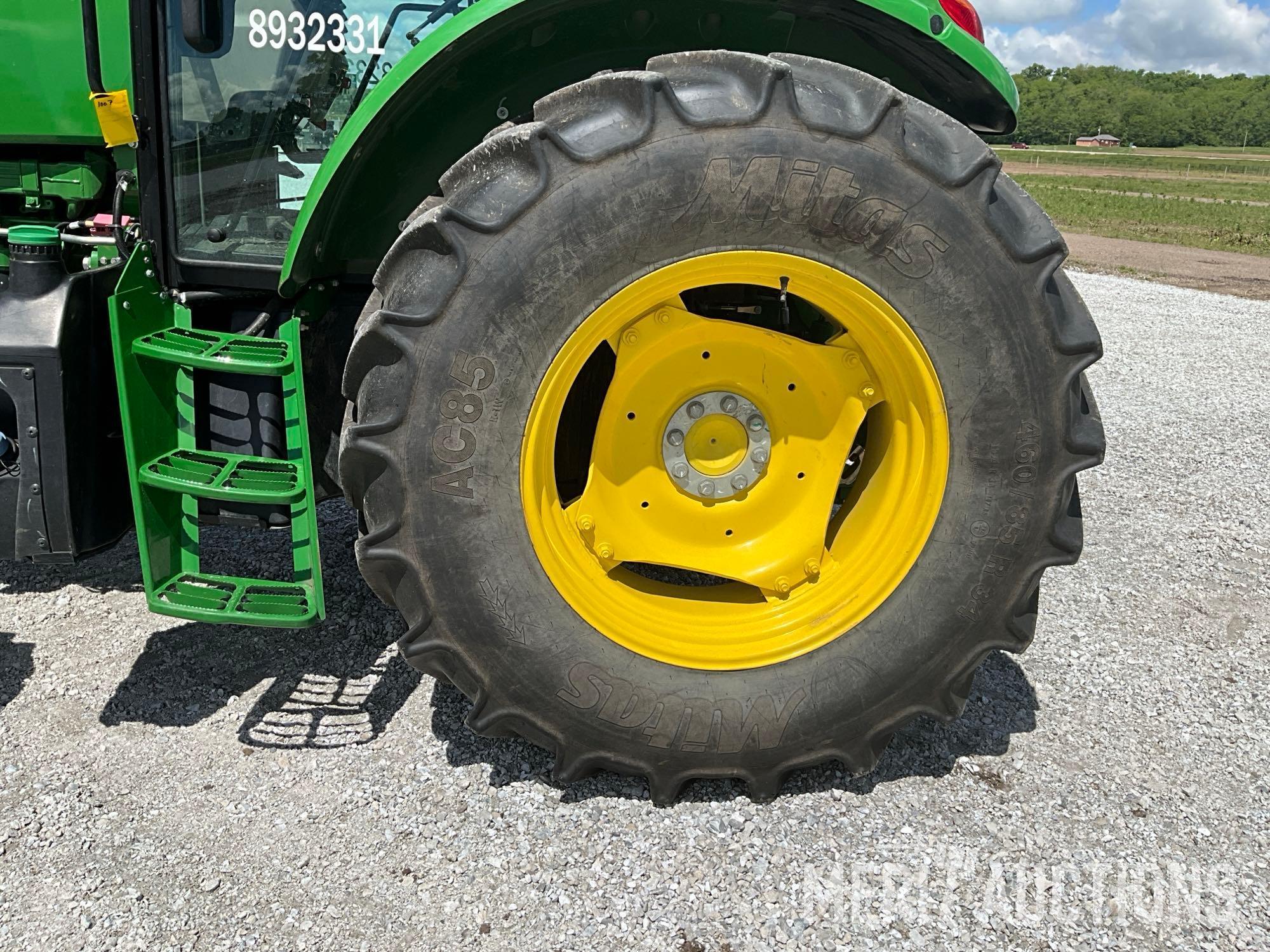 2021 John Deere 6120E