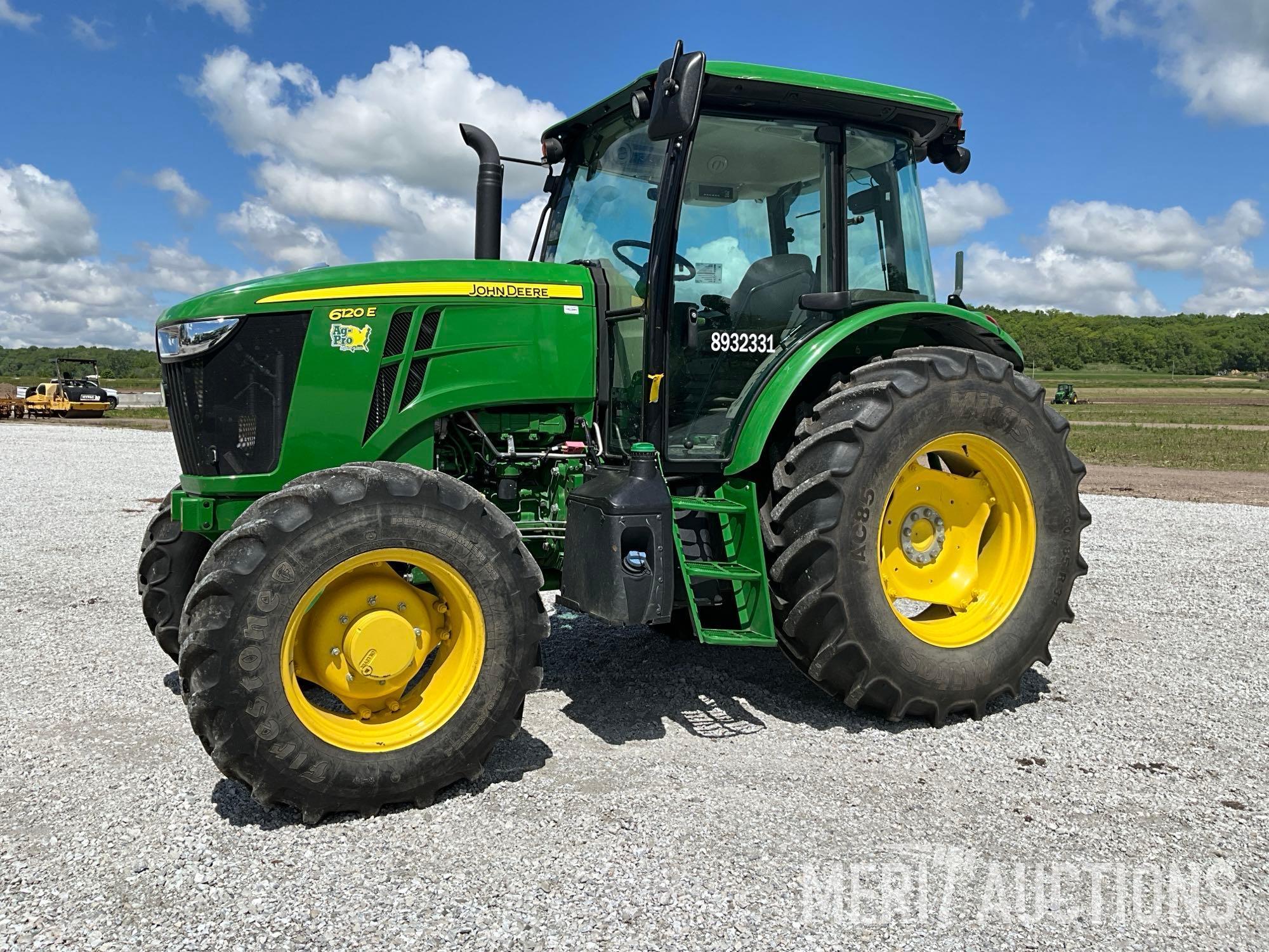 2021 John Deere 6120E