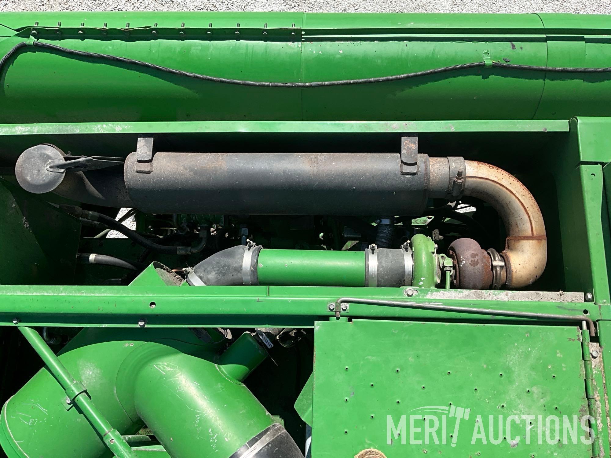 1989 John Deere 9500 Combine