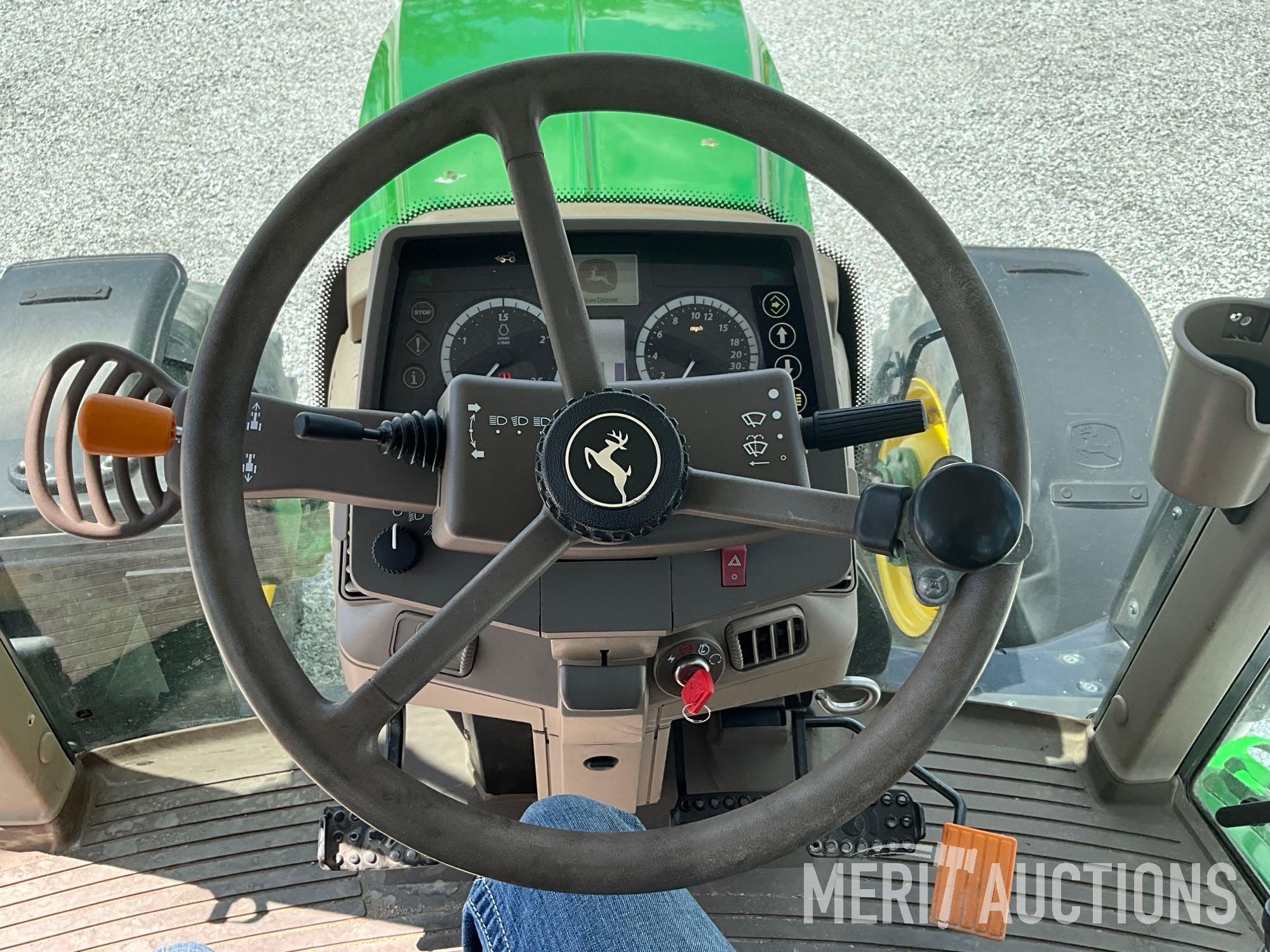 2019 John Deere 6120M