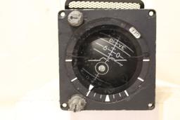 Consolidated Airborne Systems Remote Attitude Indicator Pn Dsa274-3