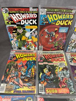 VINTAGE COMIC BOOK COLLECTION HOWARD DUCK LOT 21