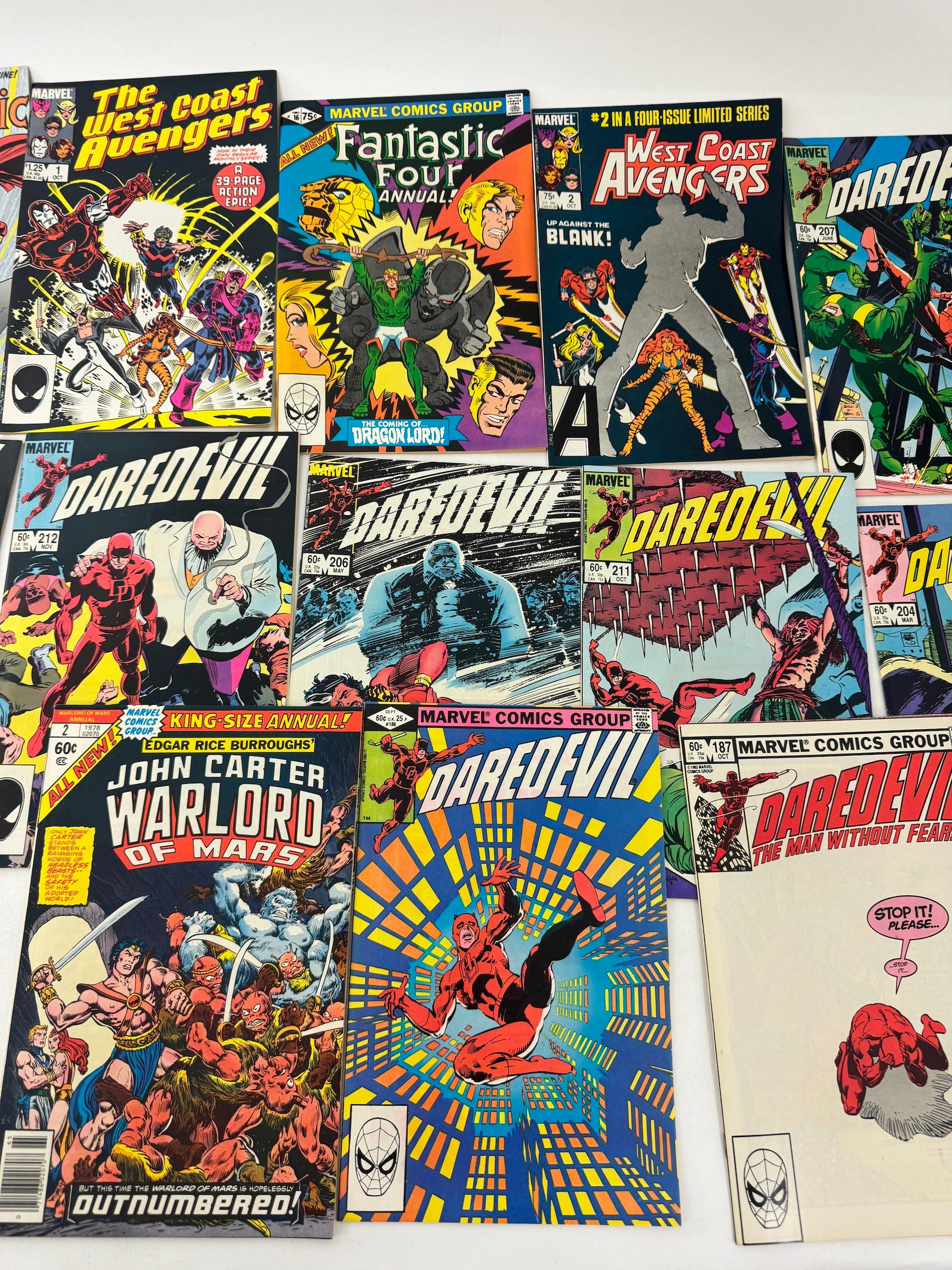 COMIC BOOK DAREDEVIL AND FANTASTIC FOUR COLLECTION LOT