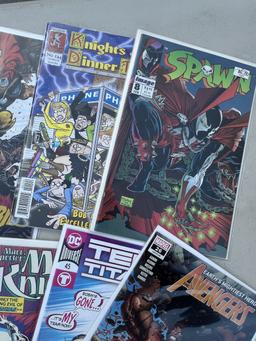 COMIC BOOK COLLECTION LOT 10 NF