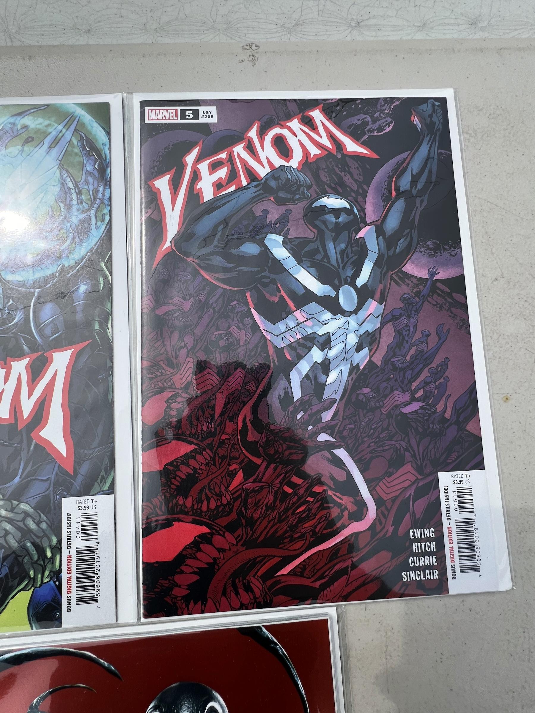 Comic Bok VENOM  5, 3, 3, 4 collectio lot 5