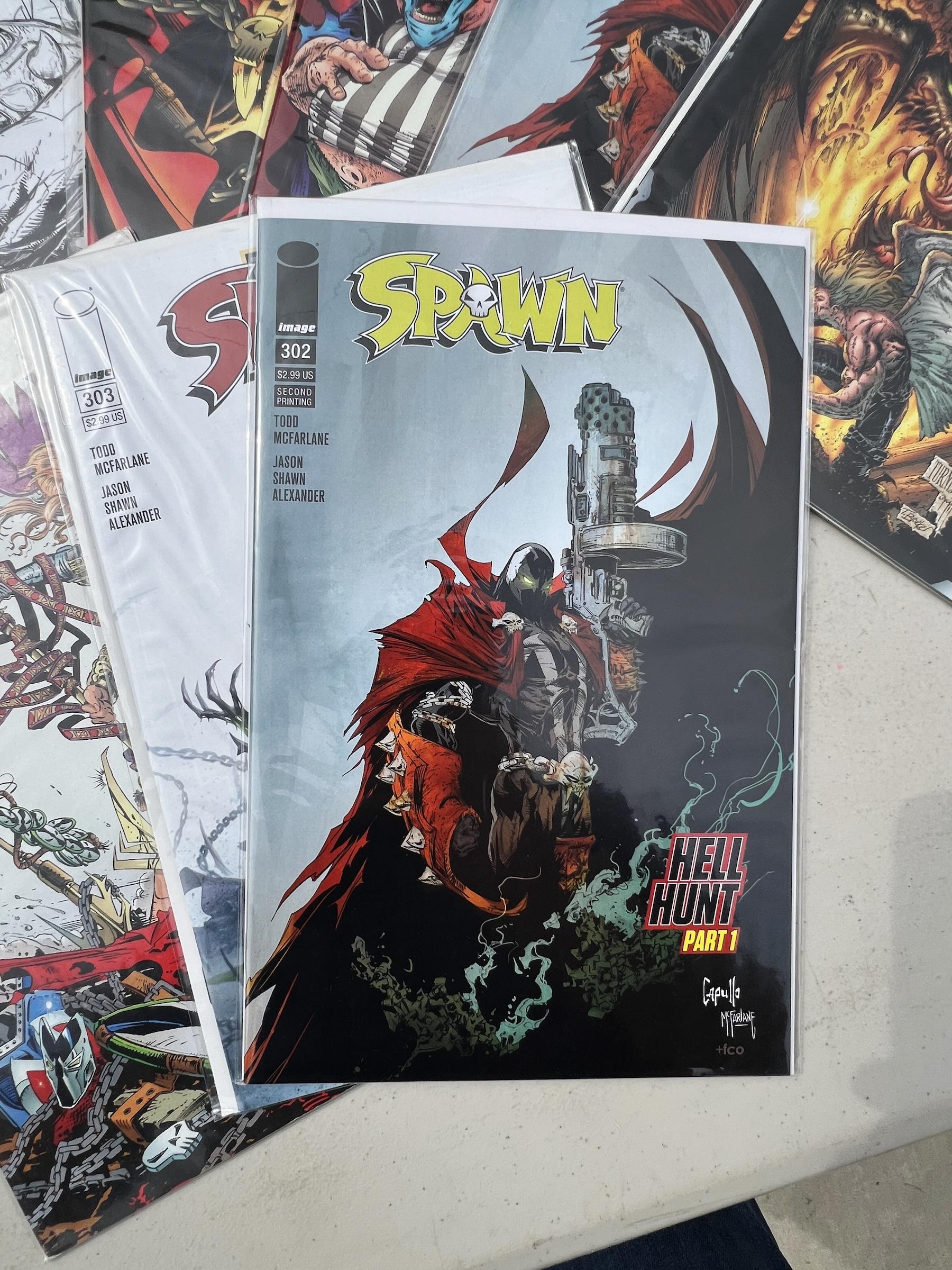 Comic Book Spawn Collection lot 10 NF