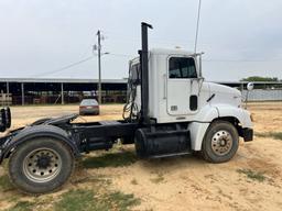 1999 Freightliner truck