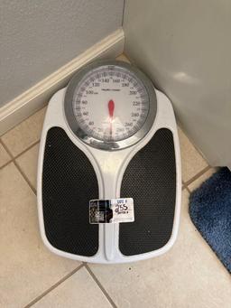 Heath Meter bathroom scales