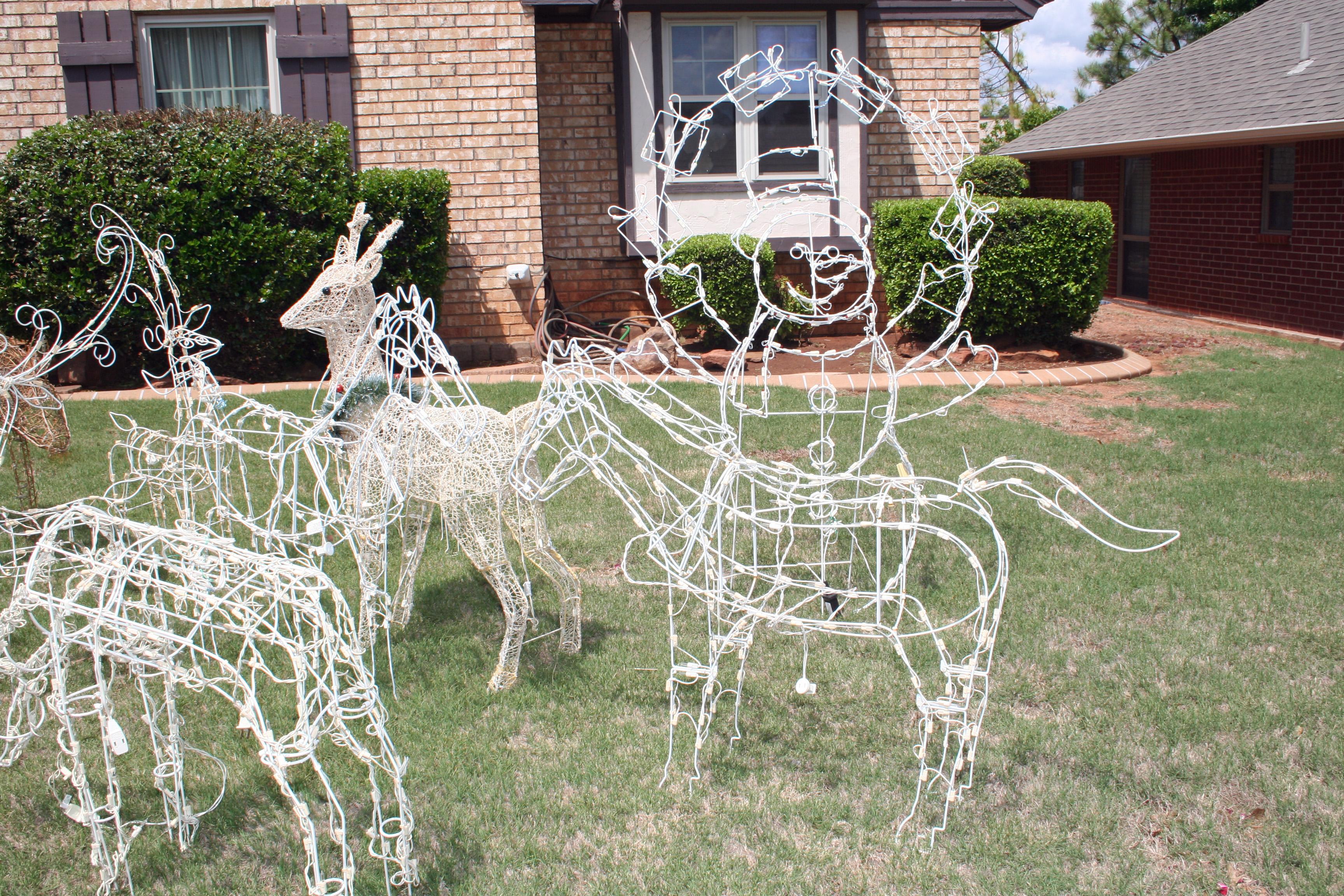 Holiday Lawn Decor 1