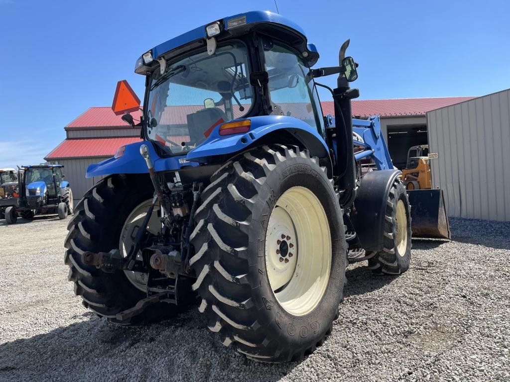 New Holland TS115A Tractor