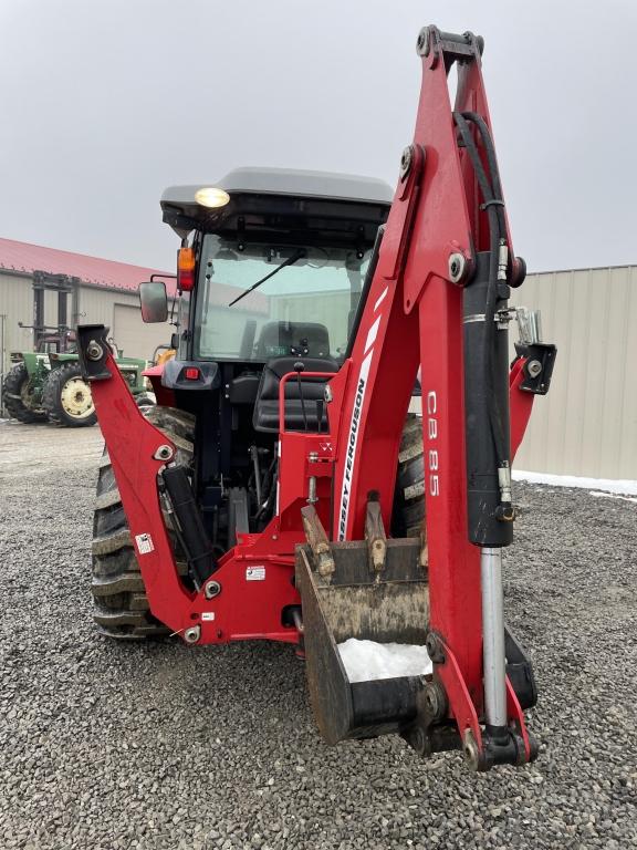 Massey Ferguson 1755M Tractor