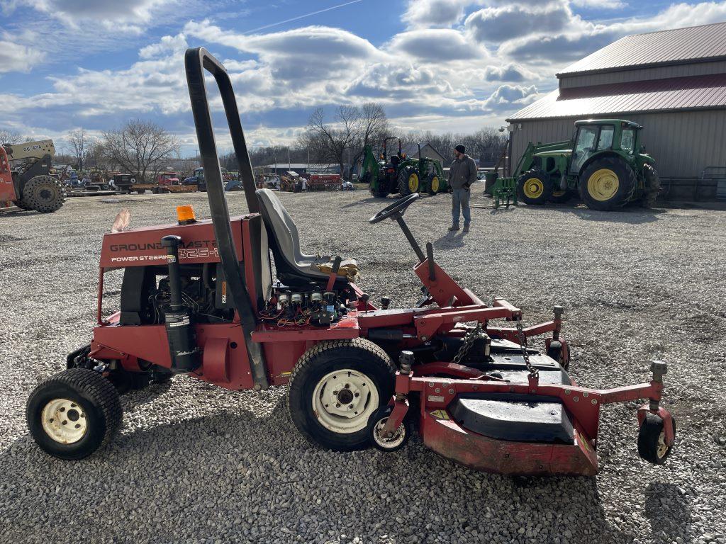 Toro Groundsmaster 325D Mower